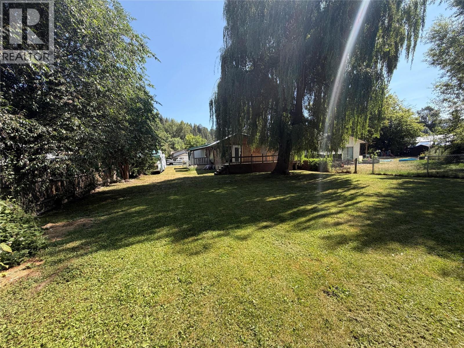 2076 Heighway Crescent, Lumby