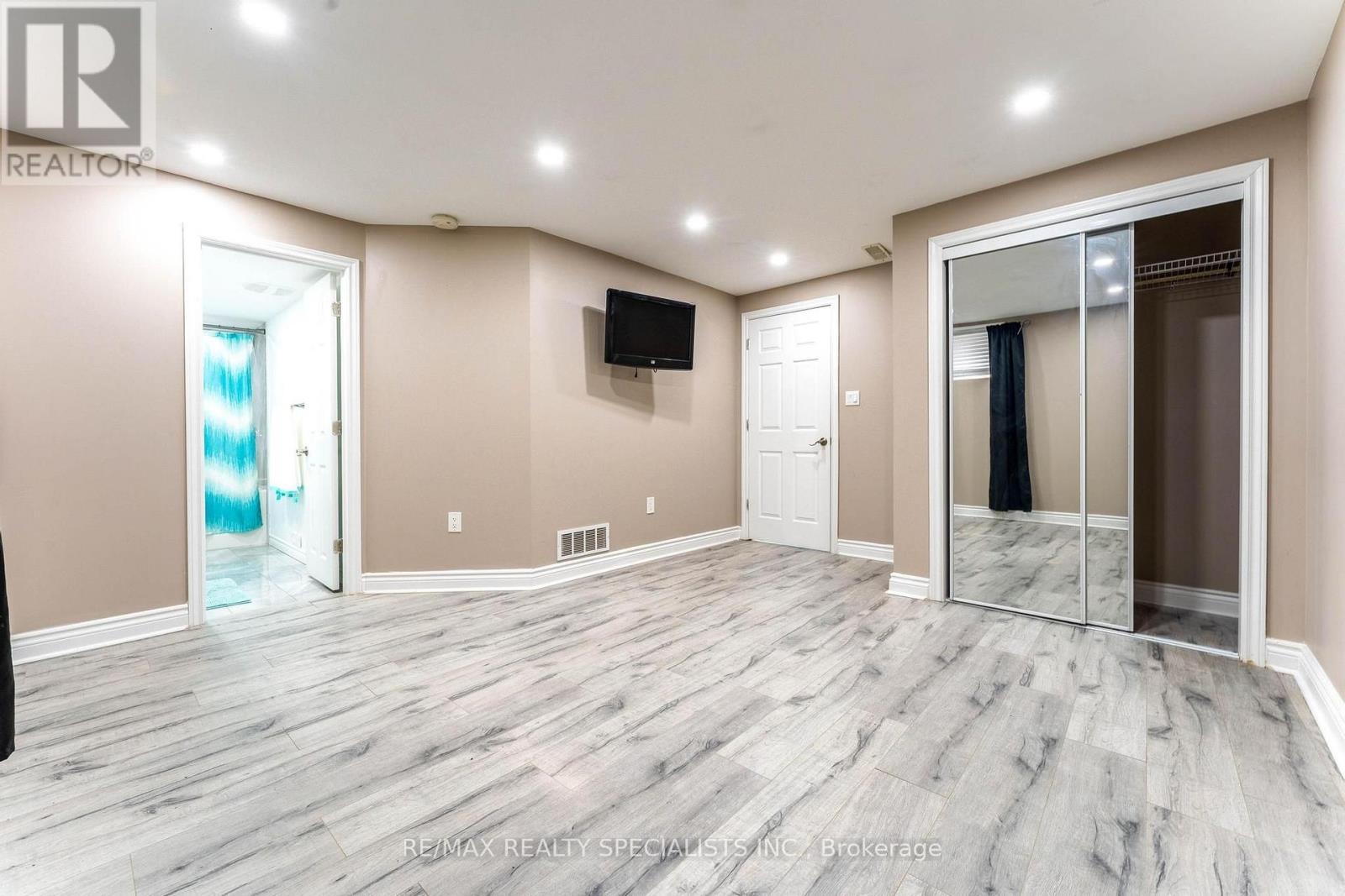 708 SPITFIRE STREET - 29