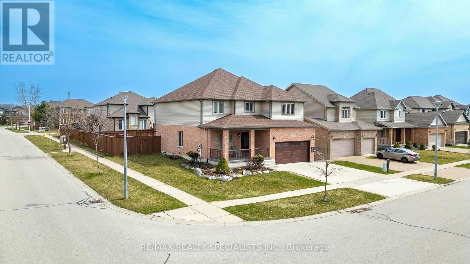 708 SPITFIRE STREET - 3