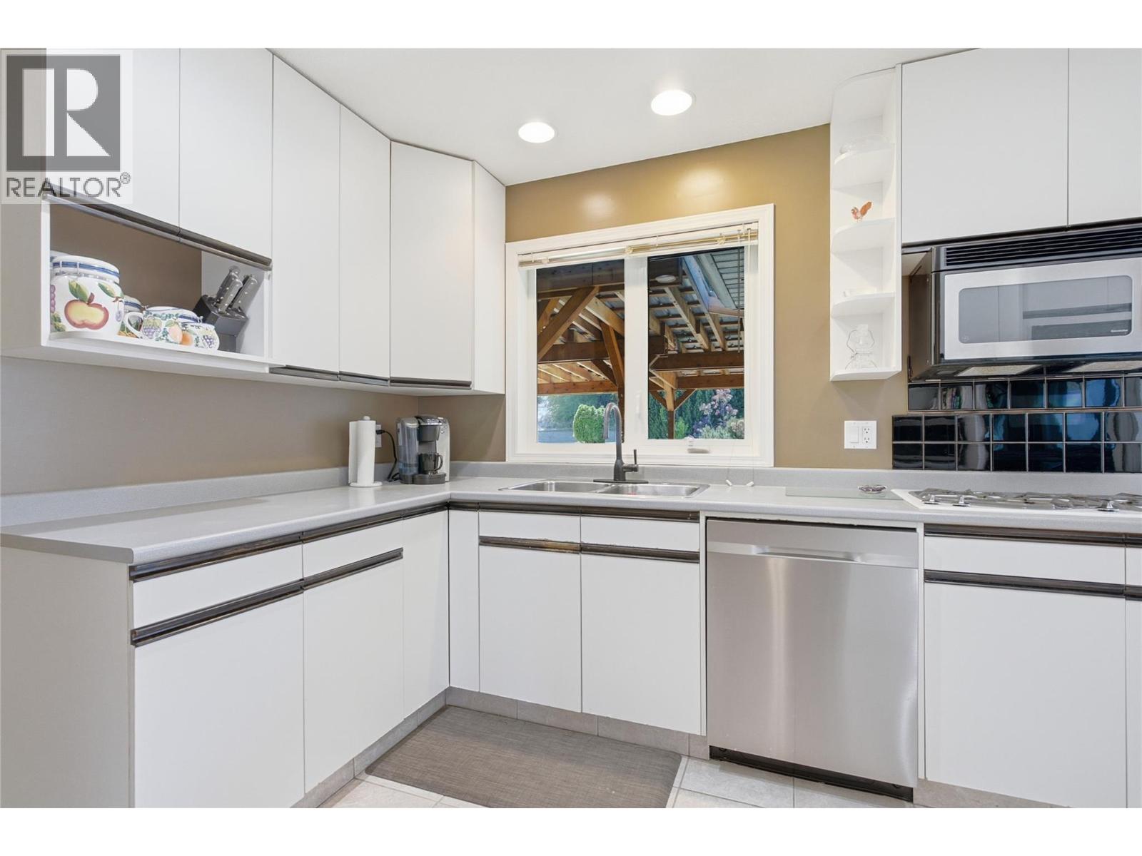 5565 Dallas Drive - 33