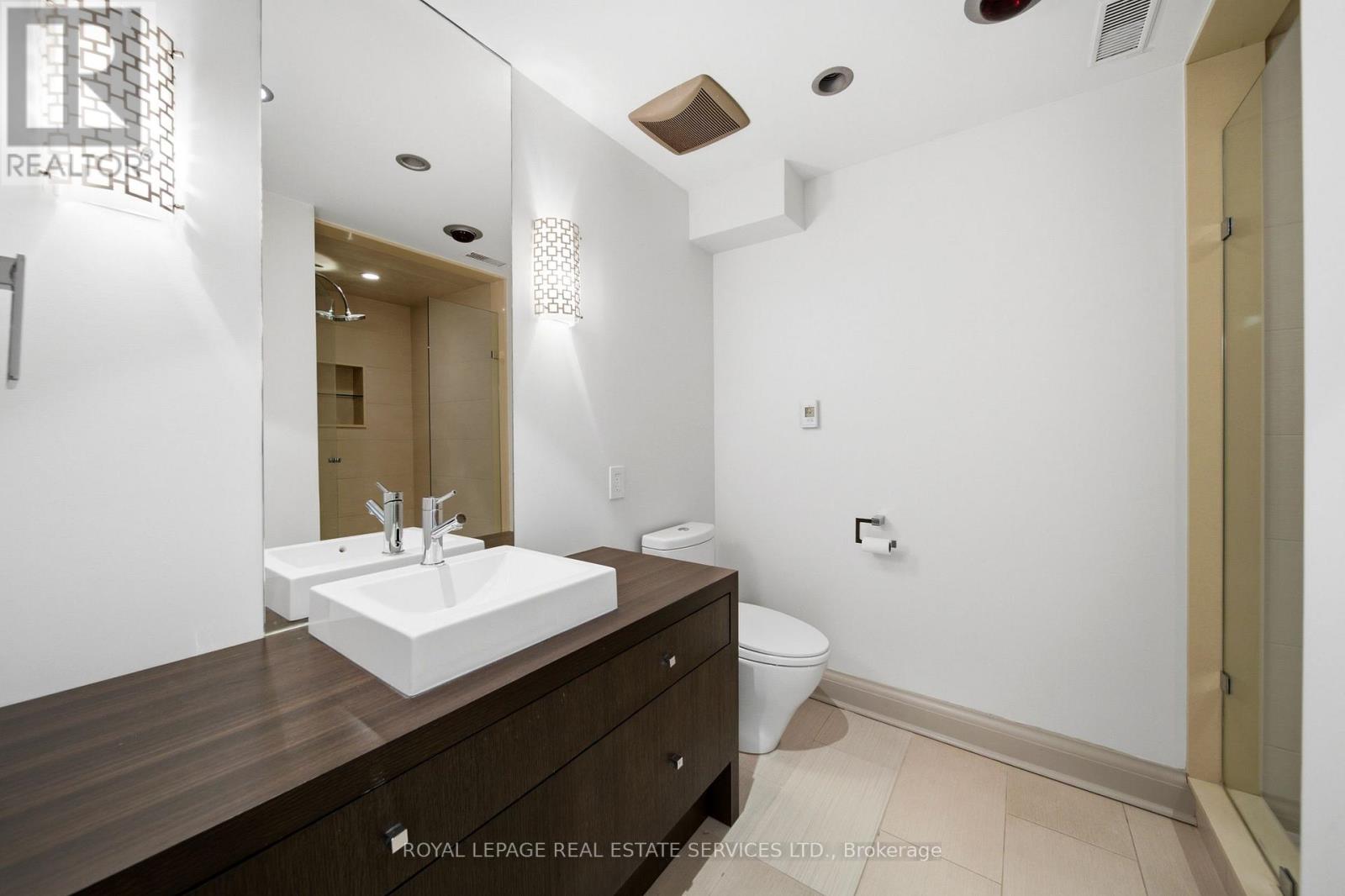 59 EDGEVALLEY DRIVE - 42