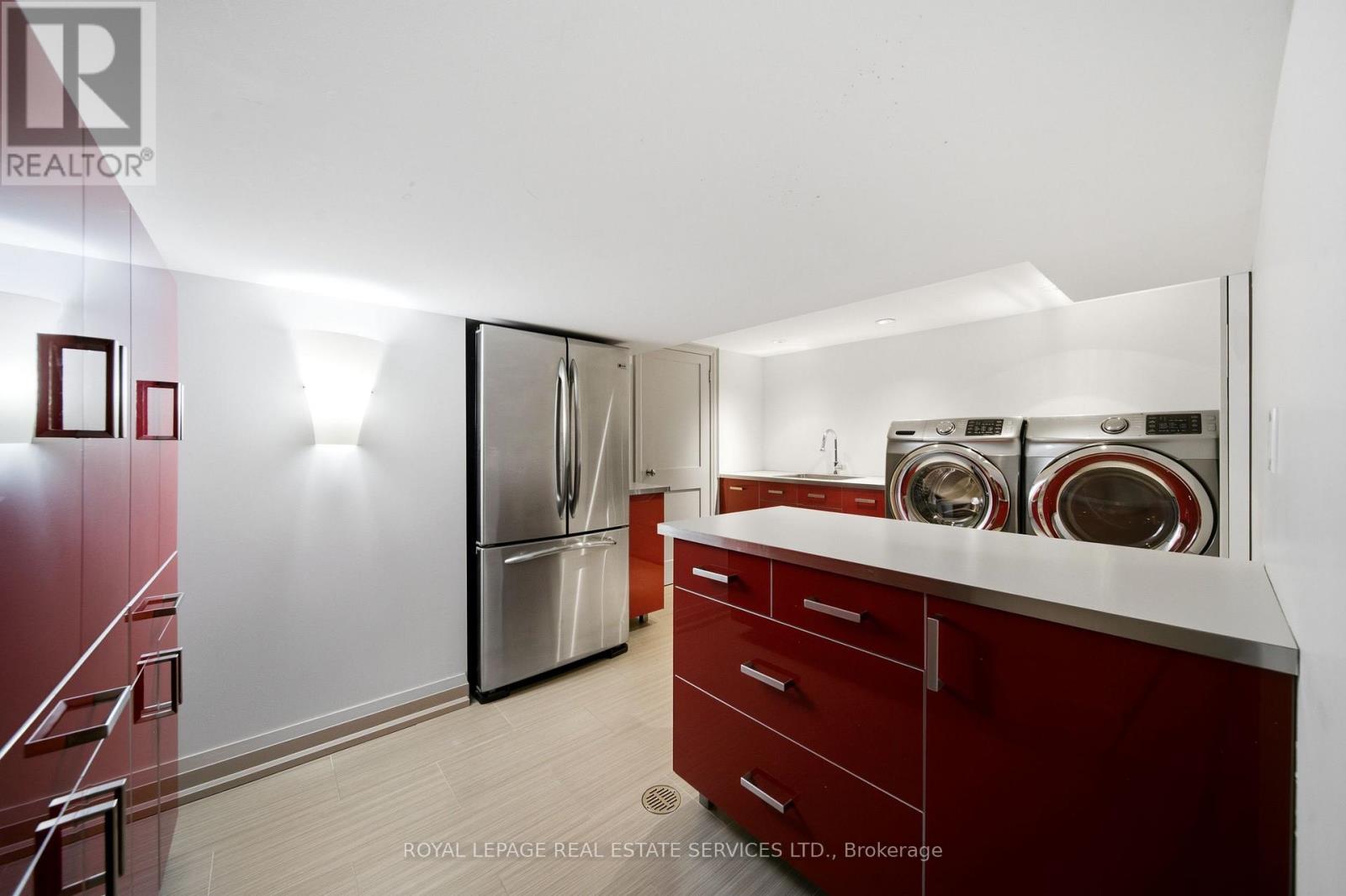 59 EDGEVALLEY DRIVE - 46