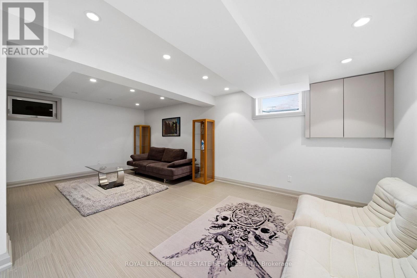 59 EDGEVALLEY DRIVE - 39