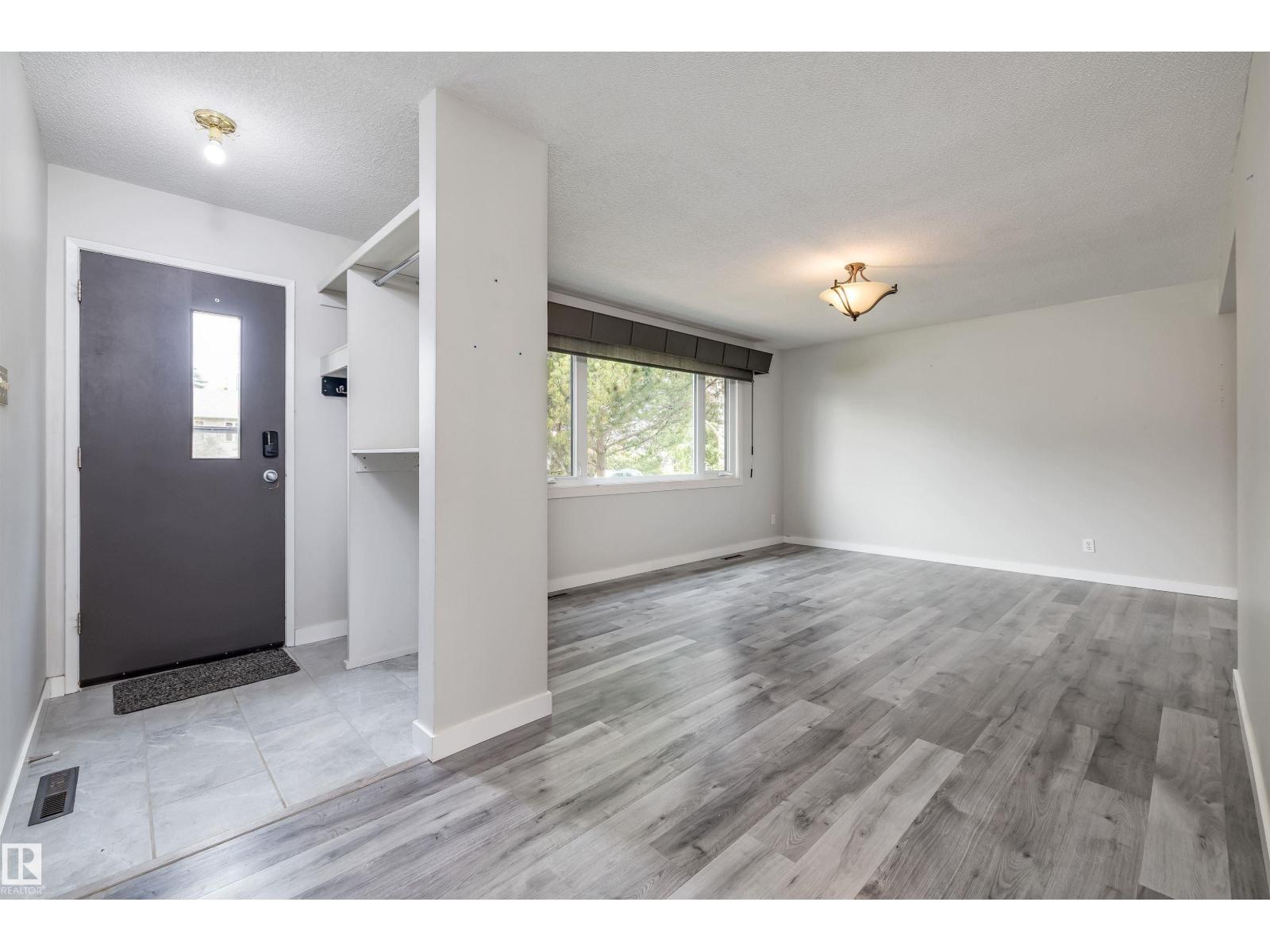 13207 77 ST NW - 4