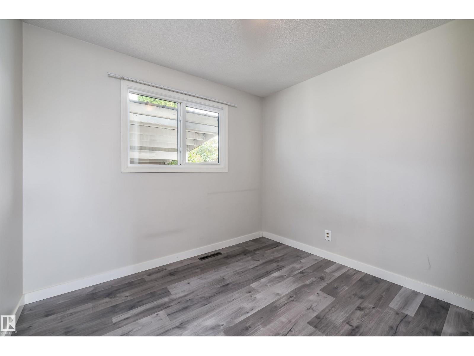 13207 77 ST NW - 23