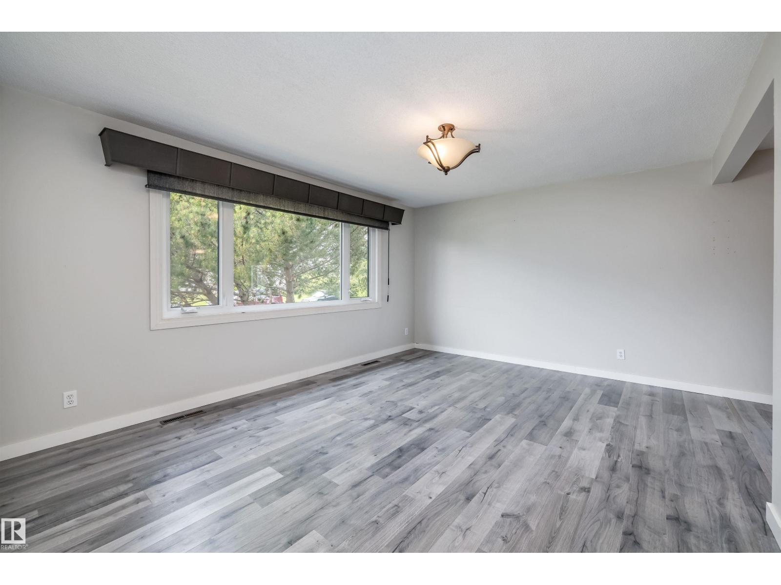 13207 77 ST NW - 6