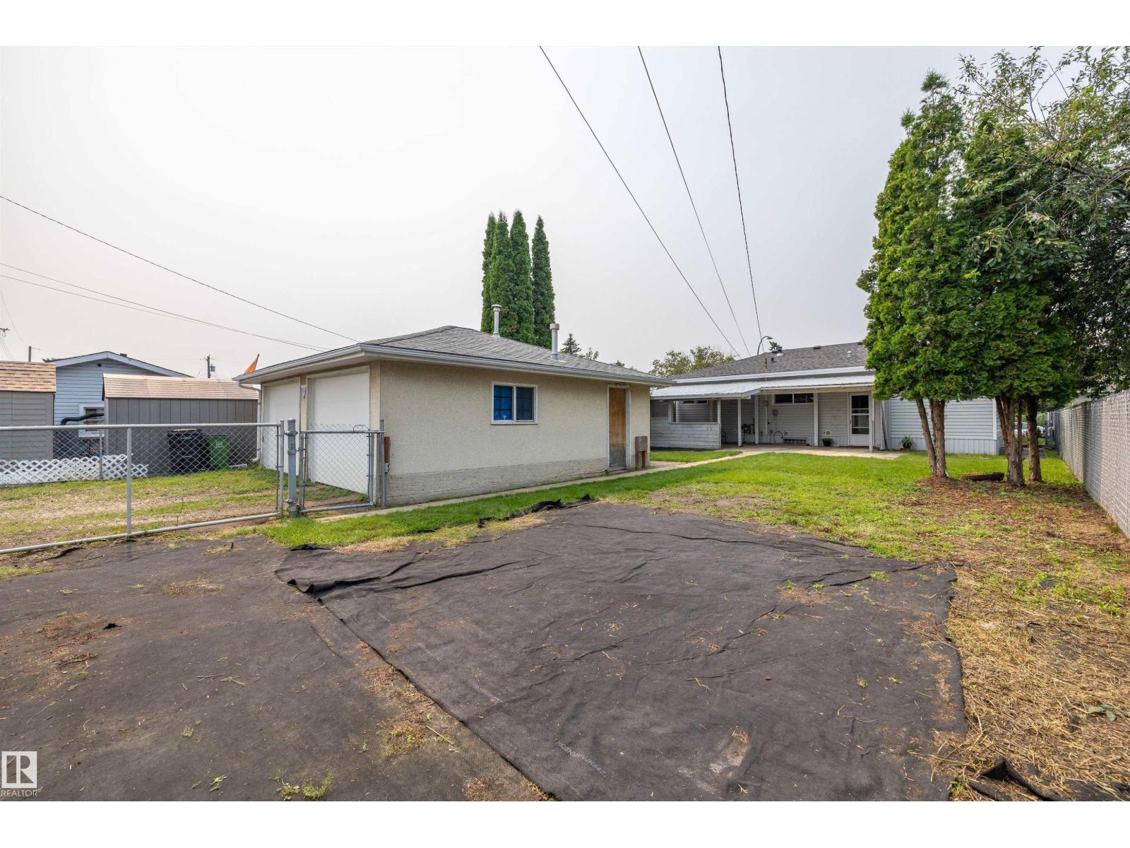 13207 77 ST NW - 44