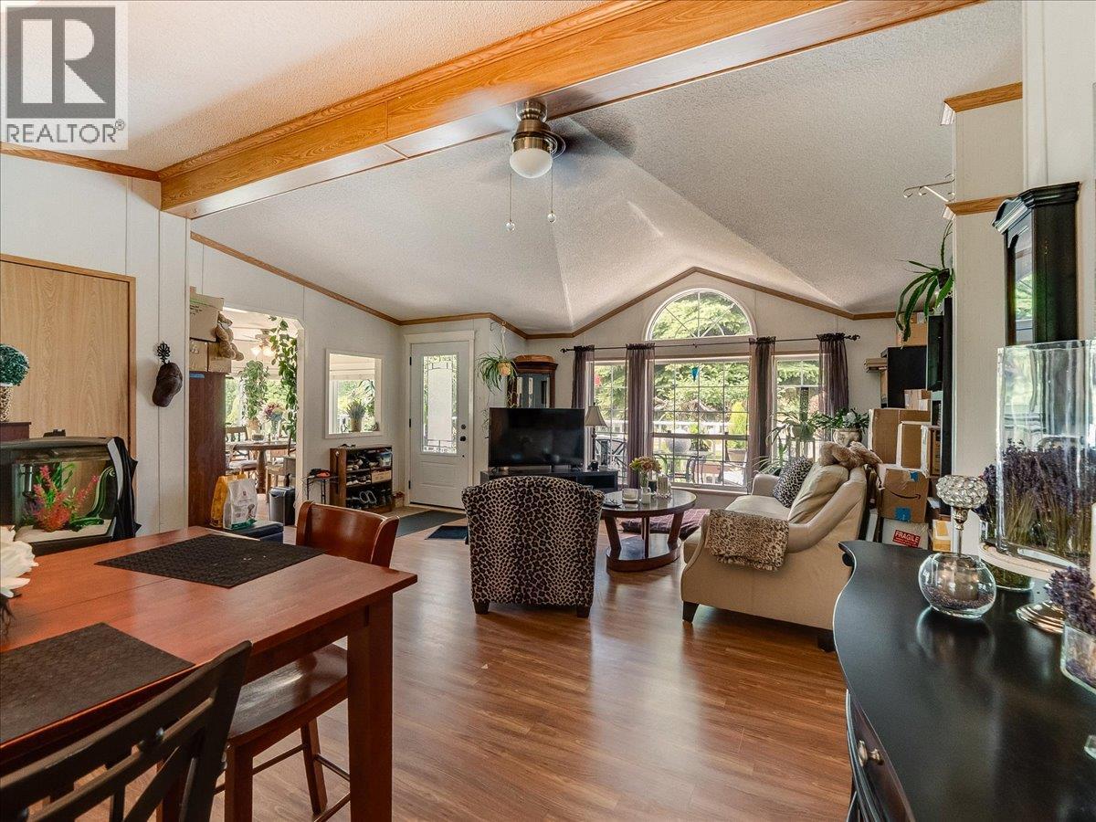 896 McHardy Road - 25