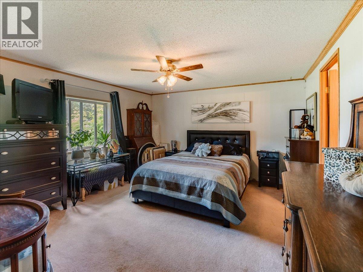 896 McHardy Road - 36