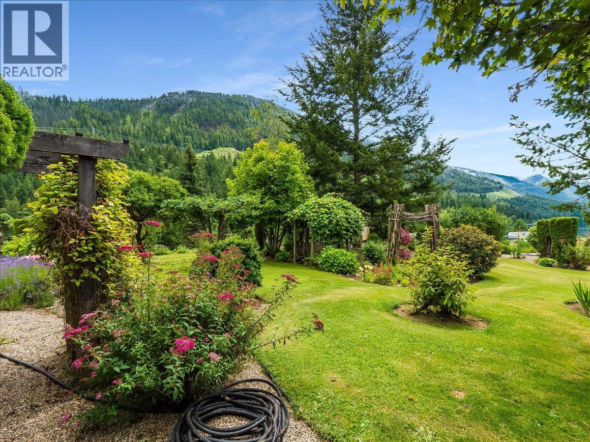 896 McHardy Road - 67