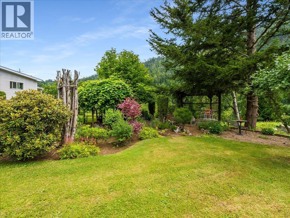 896 McHardy Road - 69