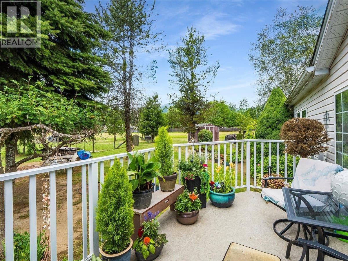 896 McHardy Road - 83