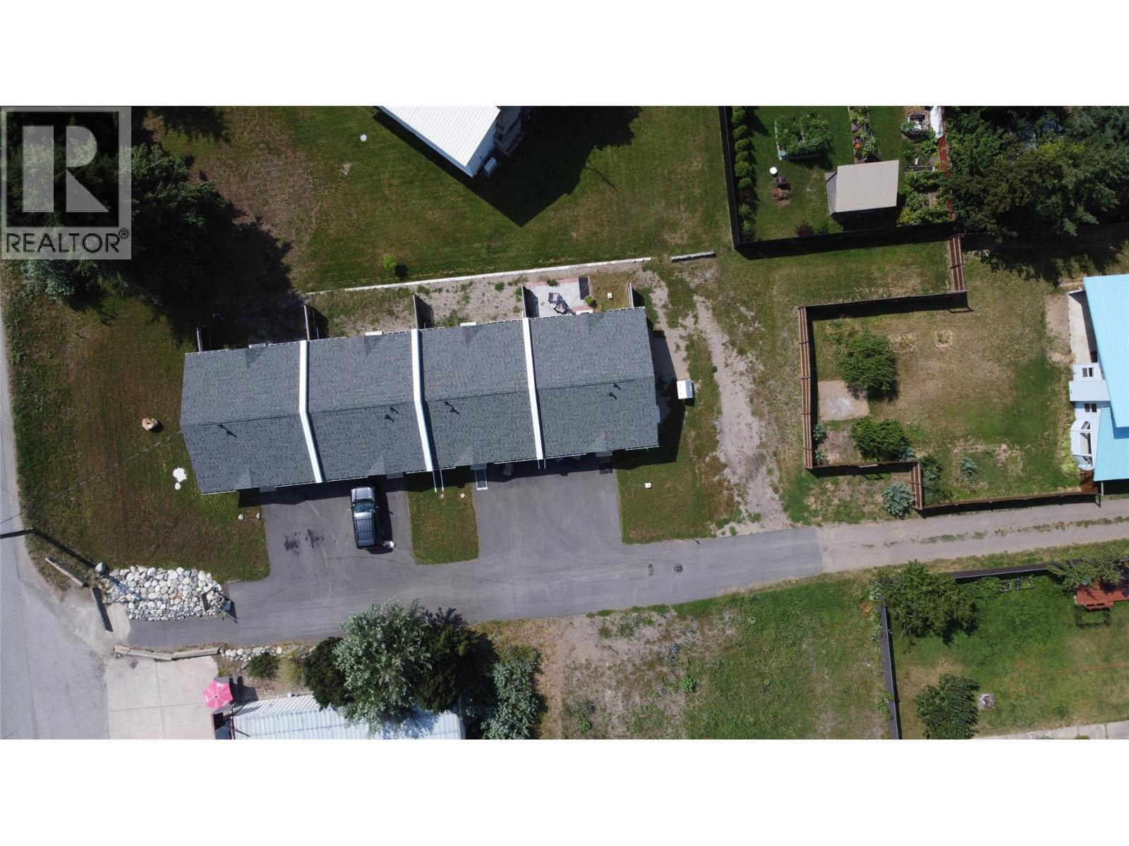 #4 611 Casley Court - 11