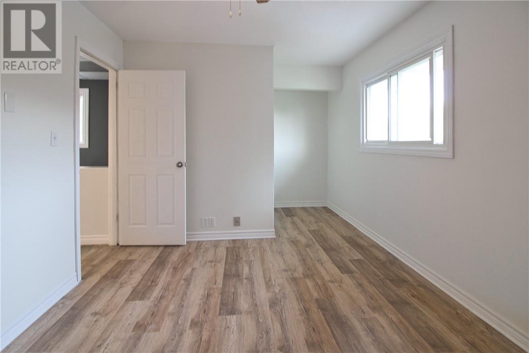 18 Young Street - Image 26