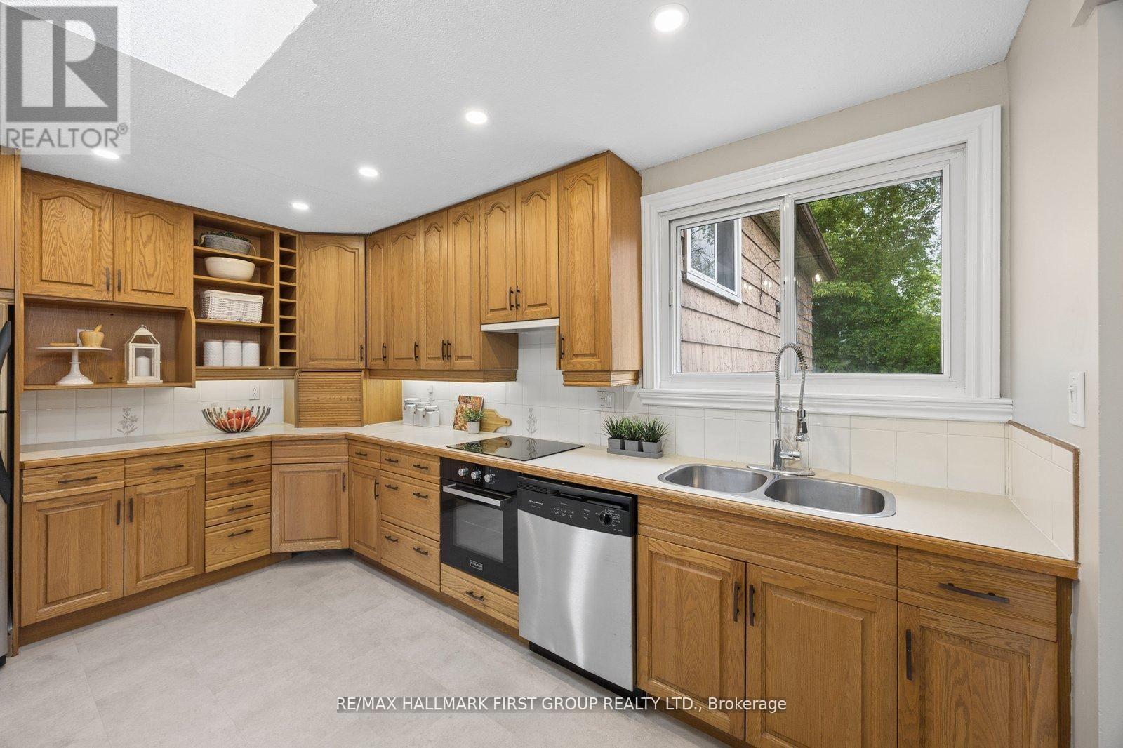 861 BOXWORTH PLACE - 11