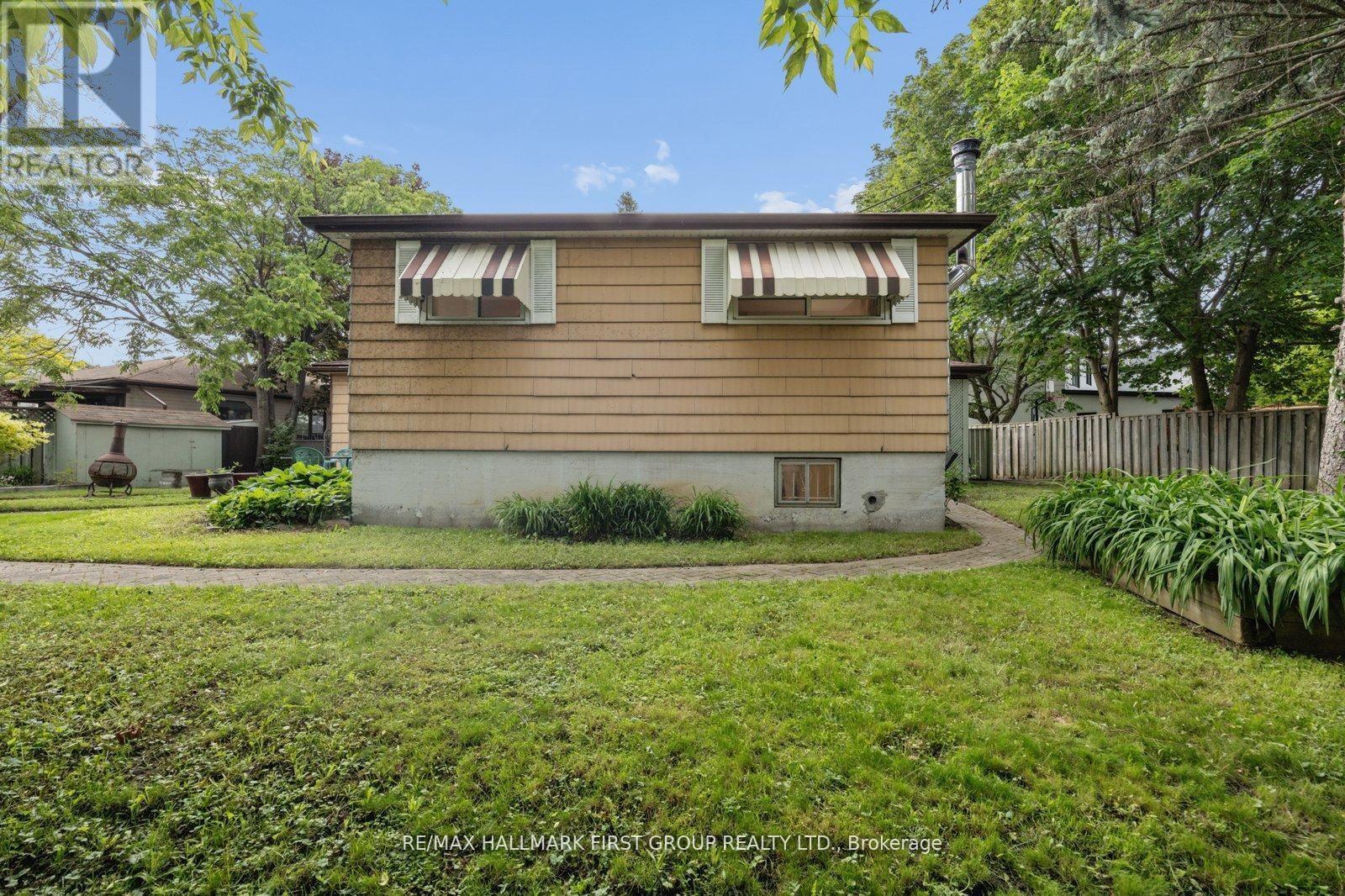861 BOXWORTH PLACE - 34