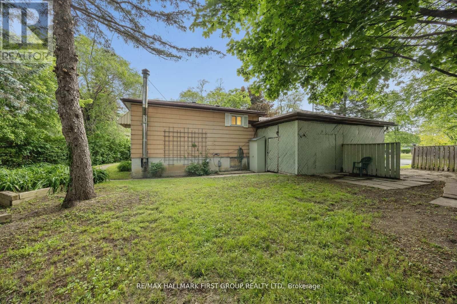 861 BOXWORTH PLACE - 36
