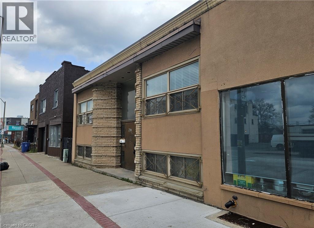 Photo of 216 PARKDALE Avenue