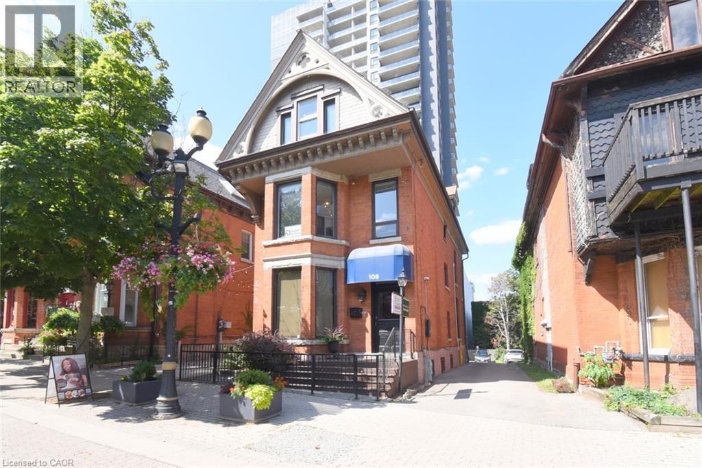 108 George St.