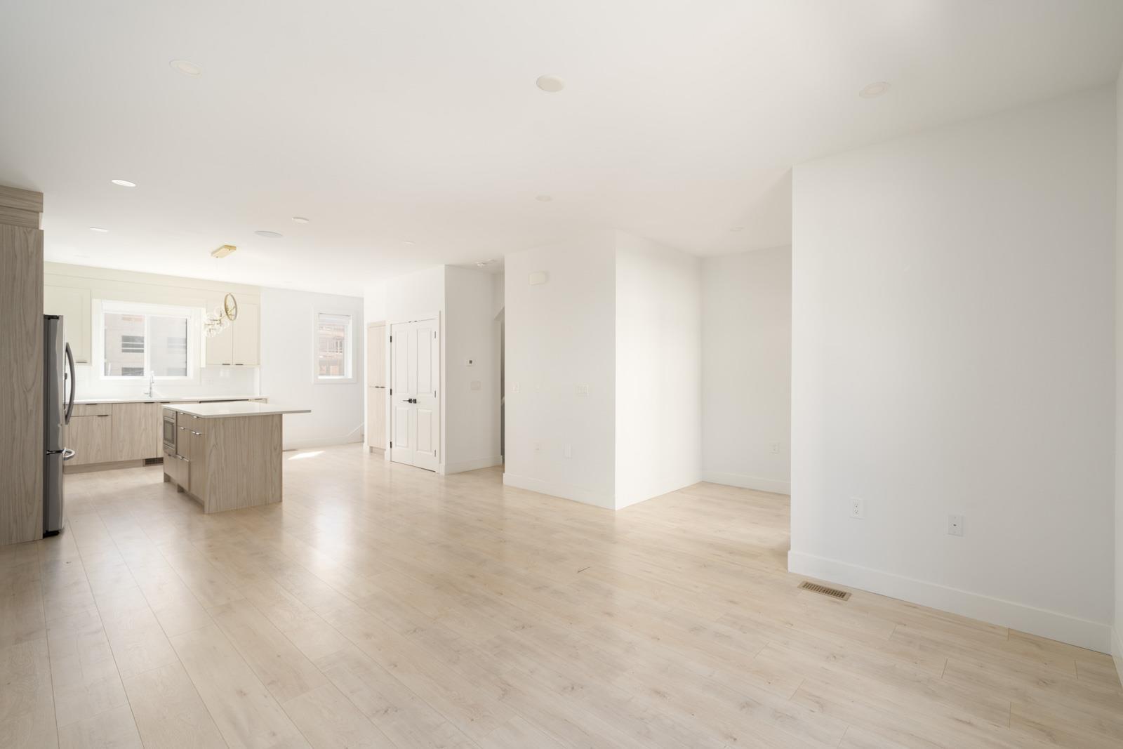 3 Bed, 3 Bath House for Sale in Surrey – 8 15950 ALDER PLACE, Surrey – MLS# R3149749 - Image 34