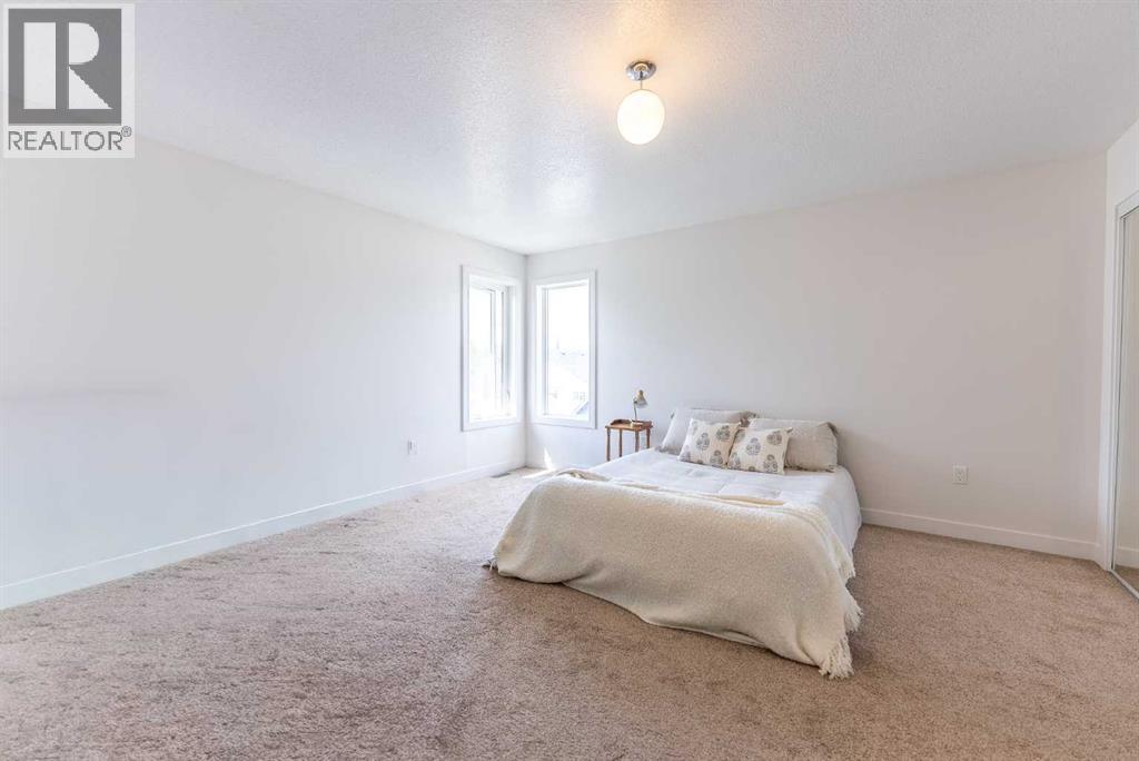 5140 51 Street, Lacombe
