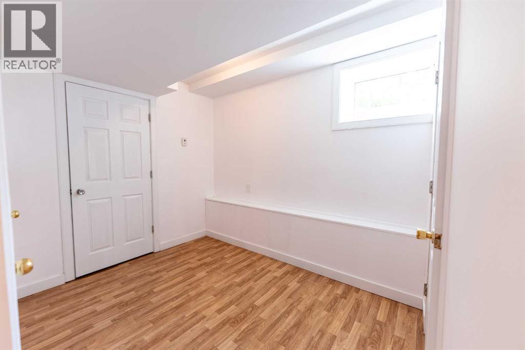 5140 51 Street, Lacombe