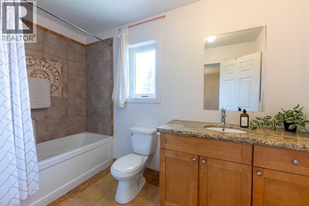 5140 51 Street, Lacombe