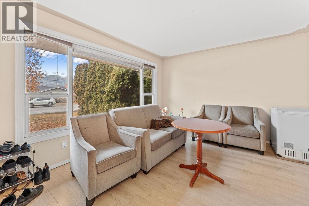 2310 Greenfield Avenue - 3