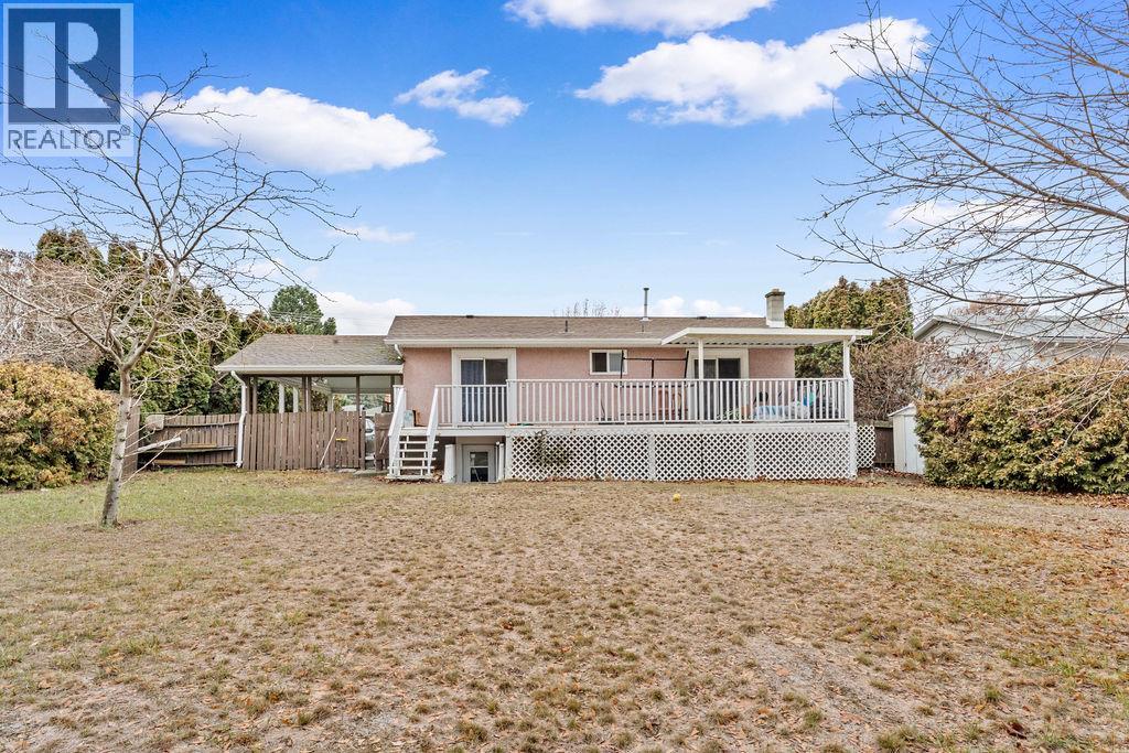 2310 Greenfield Avenue - 19