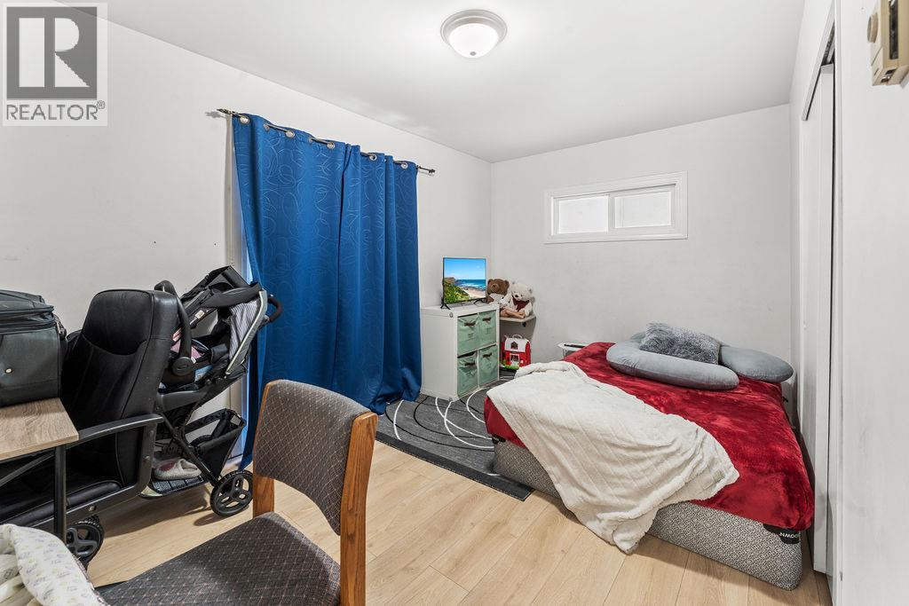2310 Greenfield Avenue - 12