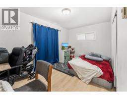 Kitchen - 2310 Greenfield Avenue, Kamloops, BC V2B4P4 Photo 12