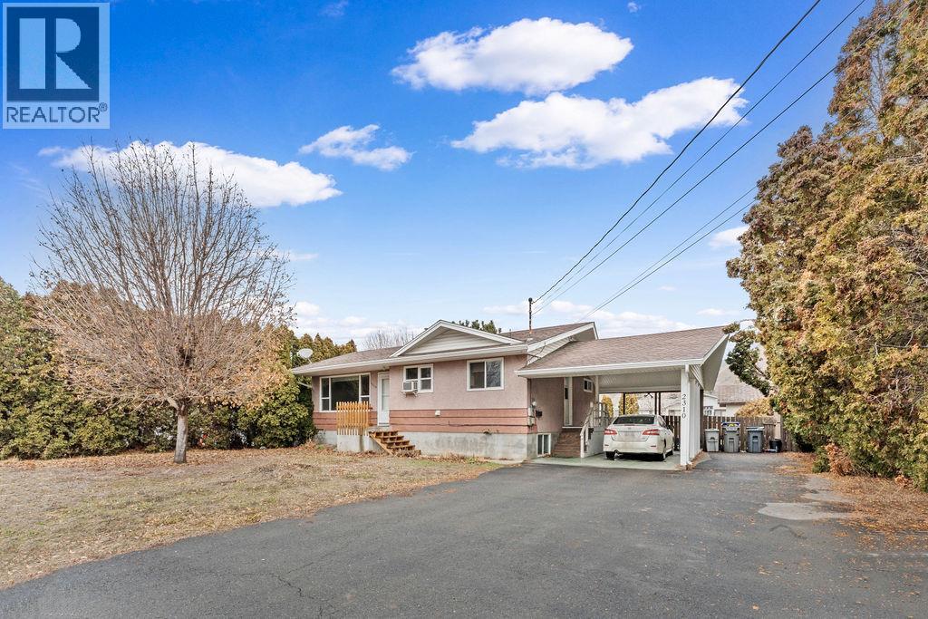 2310 Greenfield Avenue - 27