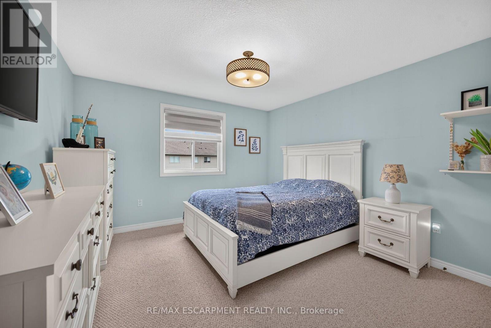 68 GARINGER CRESCENT - 29