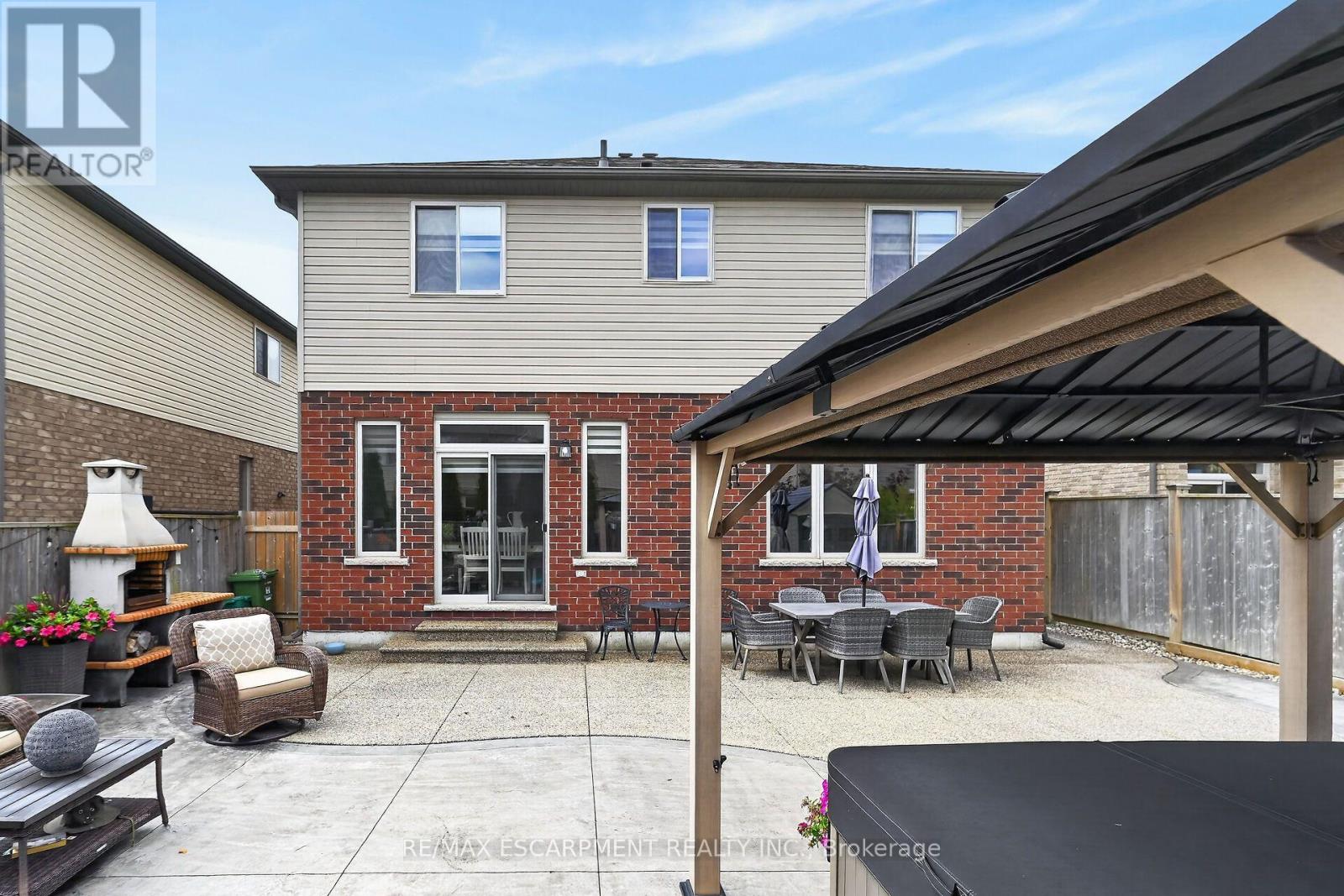 68 GARINGER CRESCENT - 42