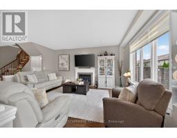 Eating area - 68 Garinger Crescent, Hamilton, ON L0R1C0 Photo 9