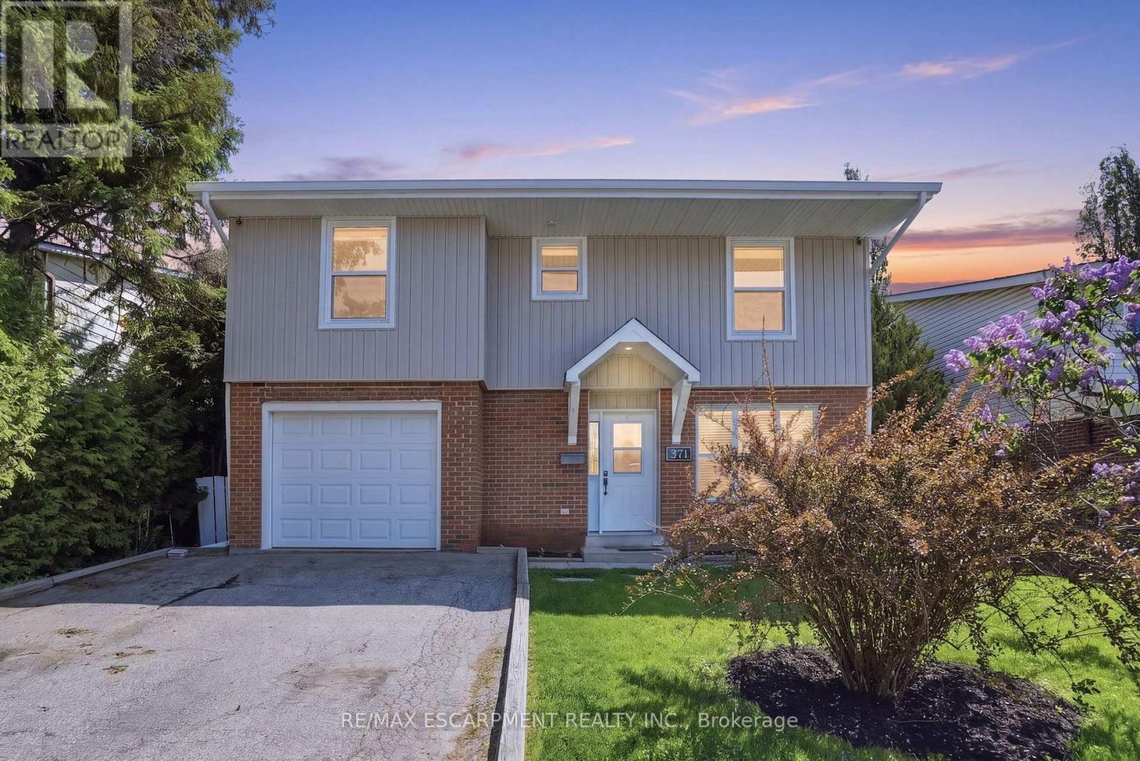 371 BRANTWOOD PARK ROAD - 1