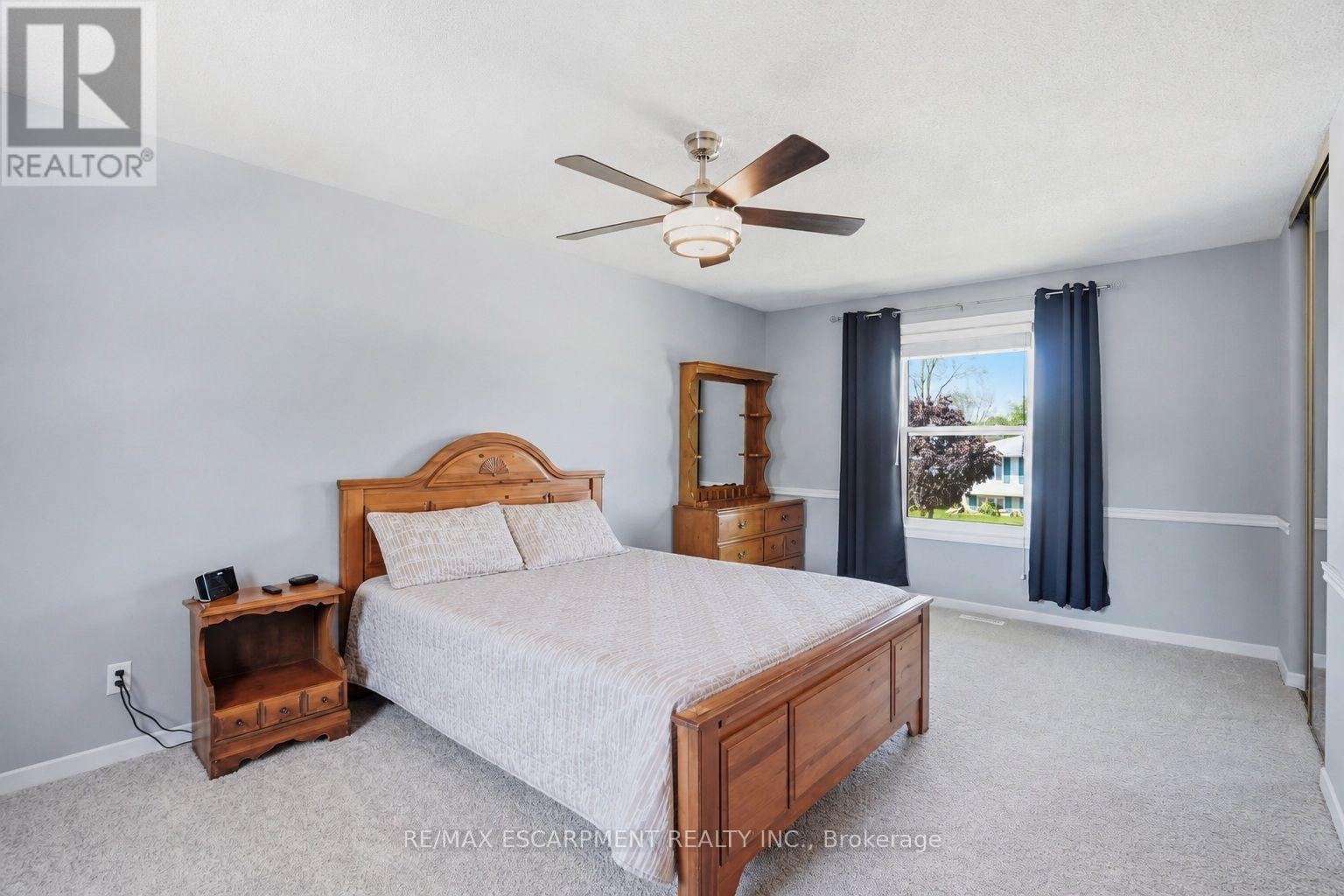 371 BRANTWOOD PARK ROAD - 12