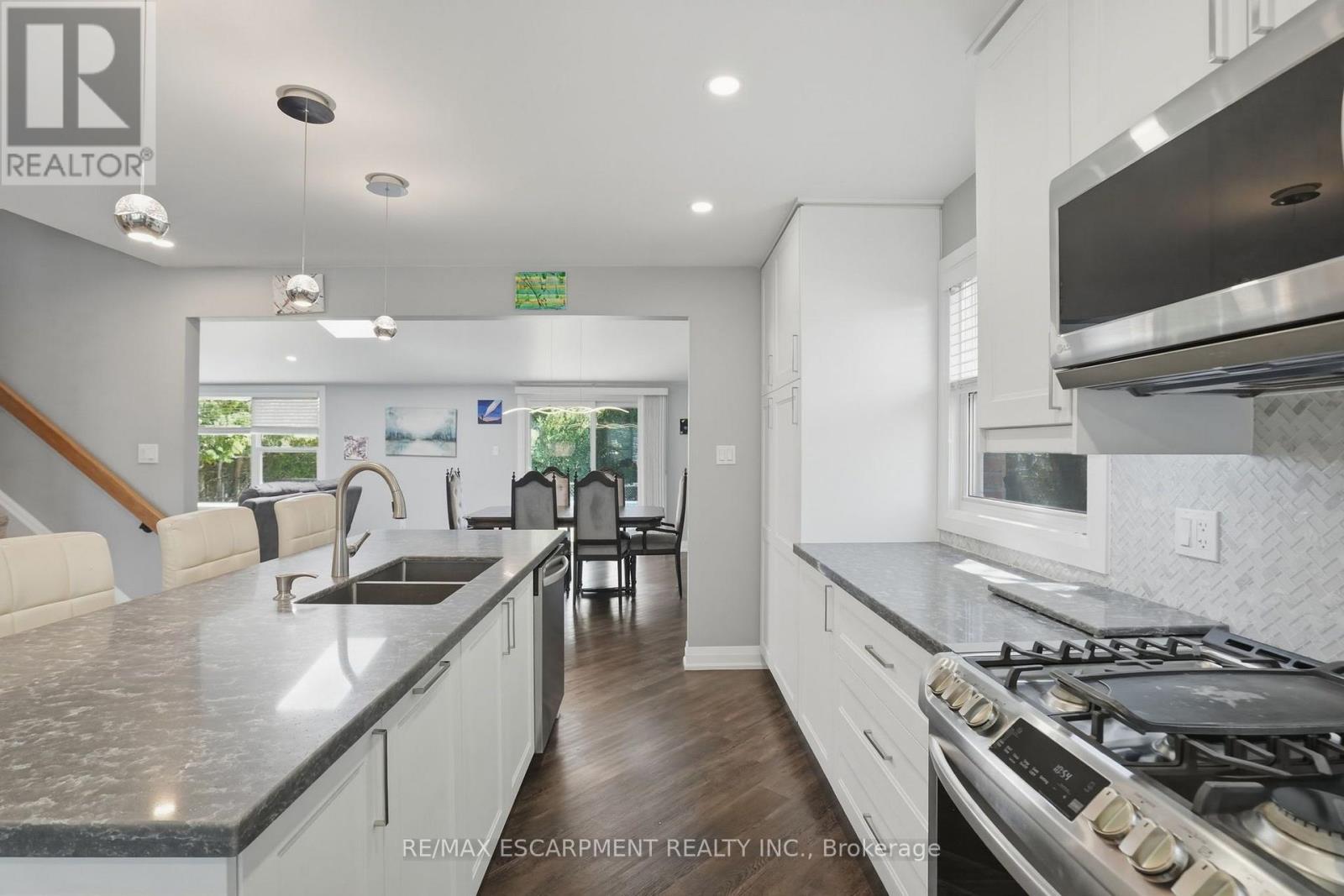 371 BRANTWOOD PARK ROAD - 5