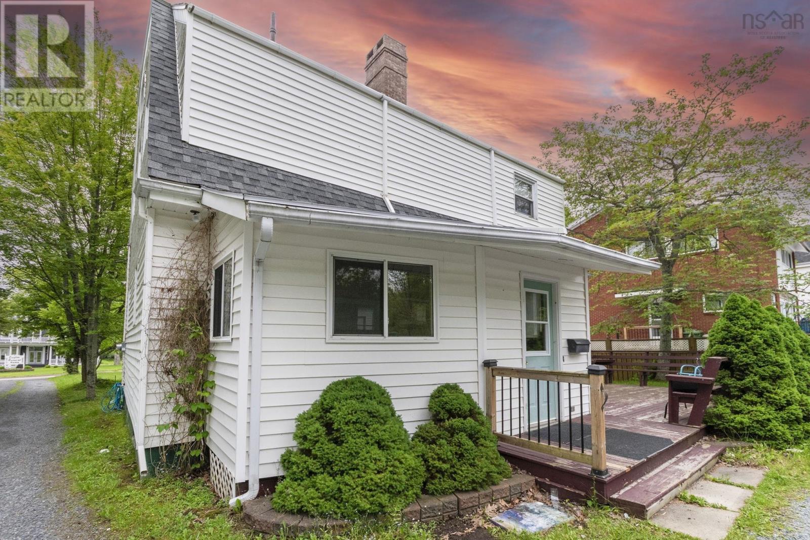 1616 North Main Street - 2