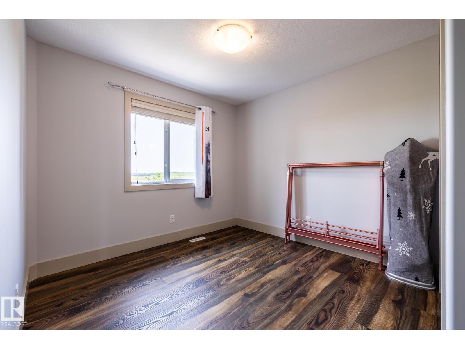 #10 1901 126 ST SW - 27