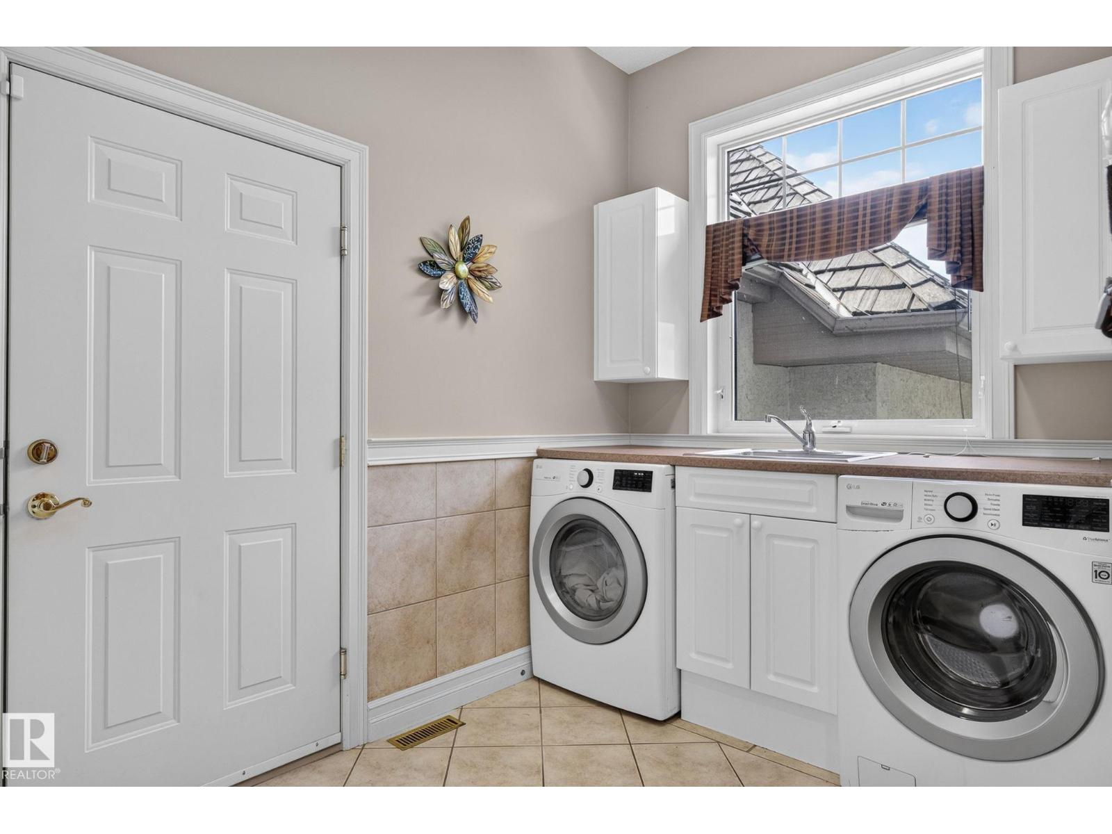 60 KINGSBURY Crescent - Photo 39