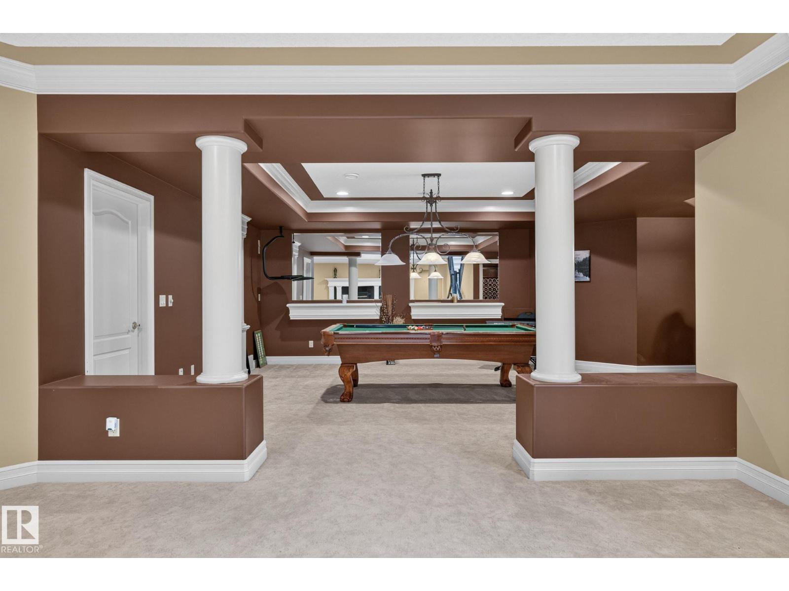60 KINGSBURY CR - 46