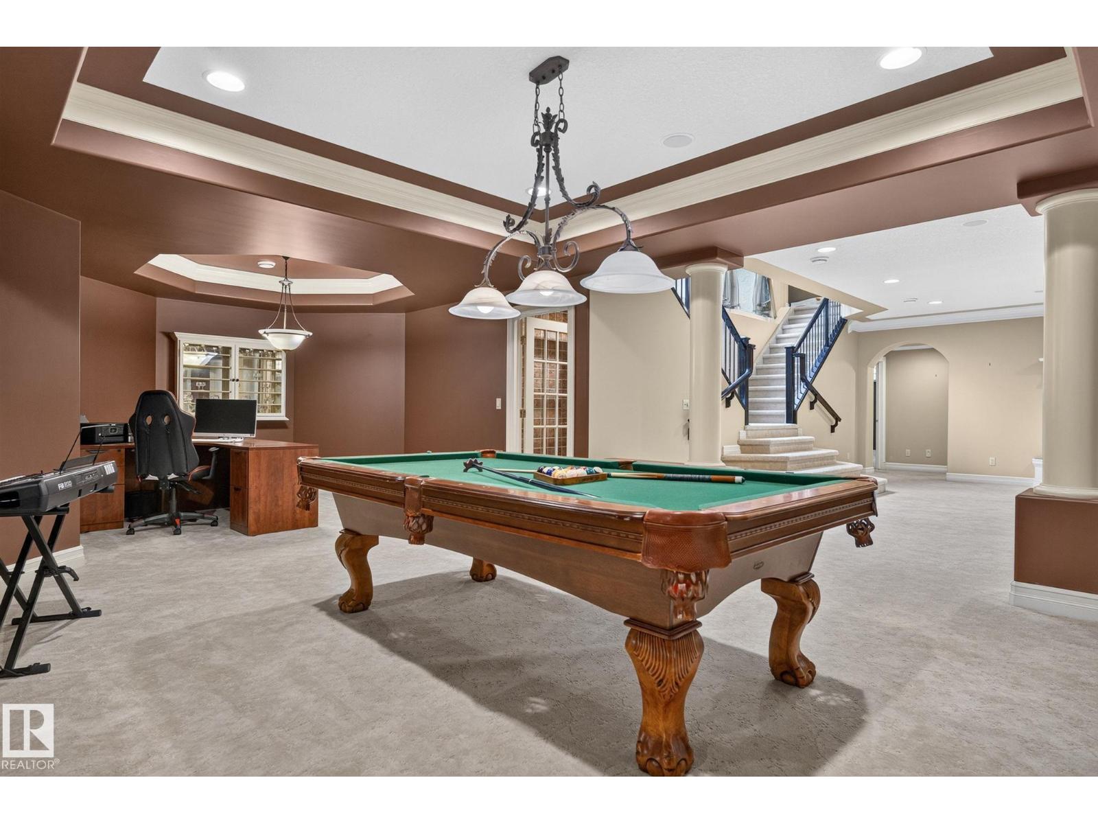 60 KINGSBURY CR - 48