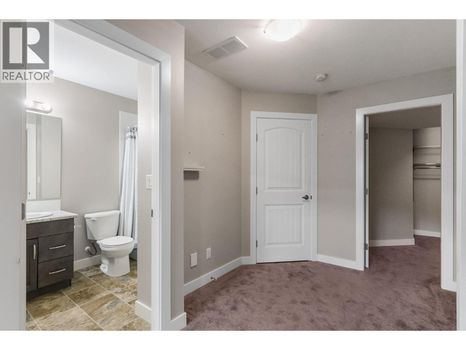 #5 4700 Okanagan Avenue - 25