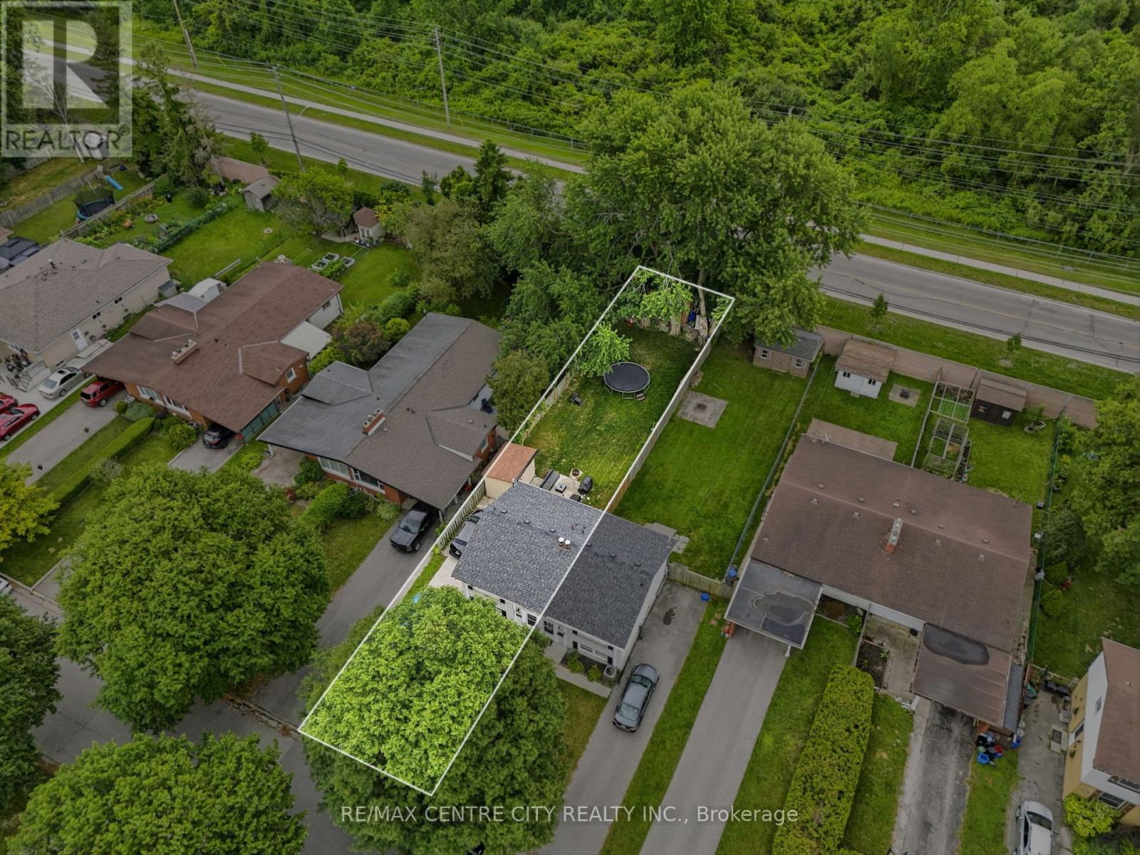 1564 NAIRN AVENUE - 42