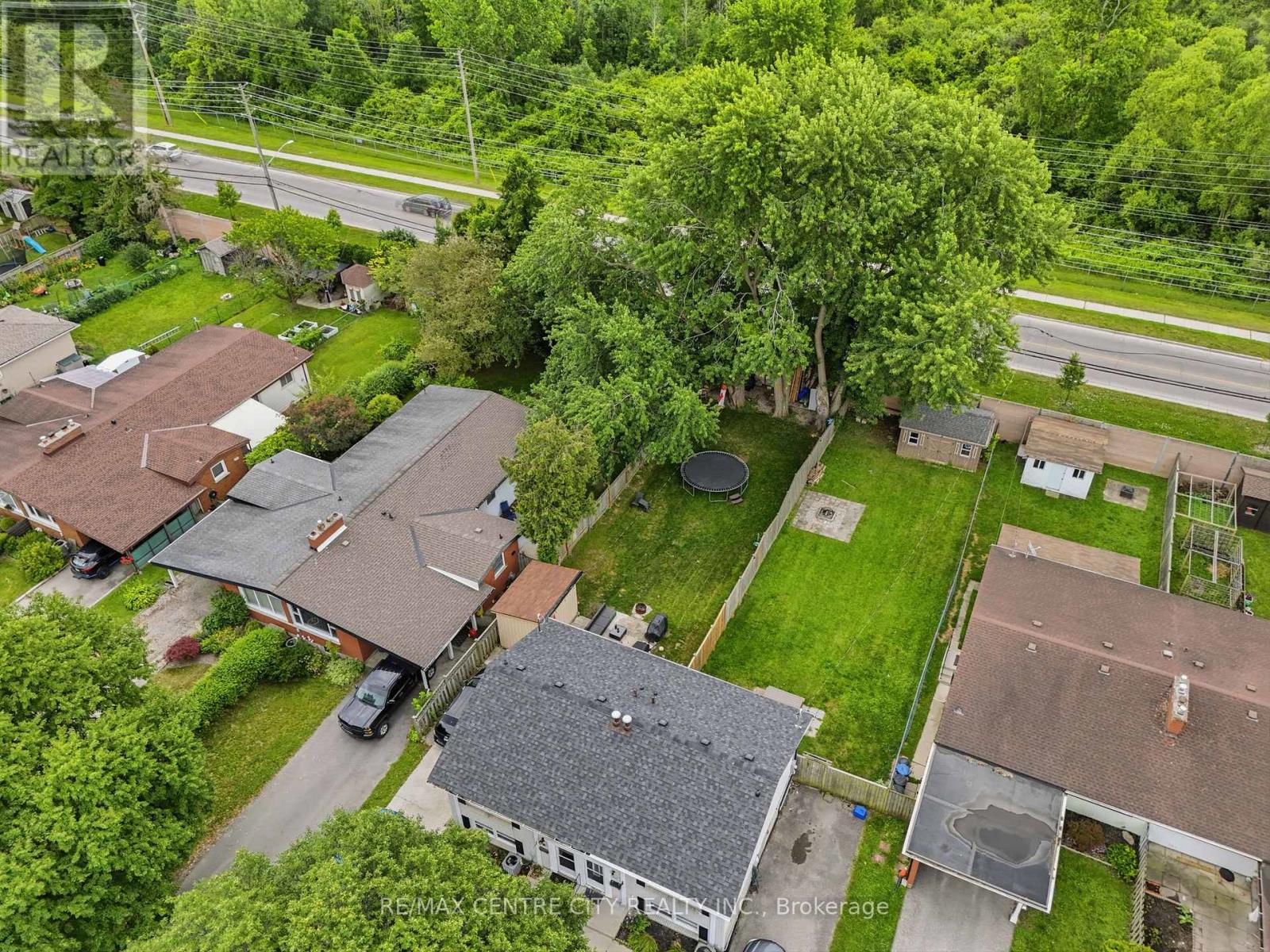 1564 NAIRN AVENUE - 43