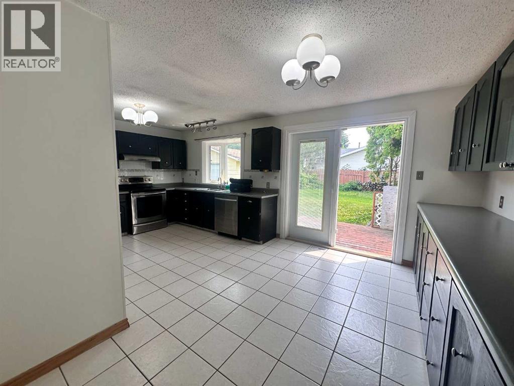 9111 97 Avenue - Photo 12