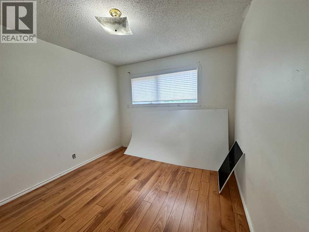 9111 97 Avenue - Photo 17