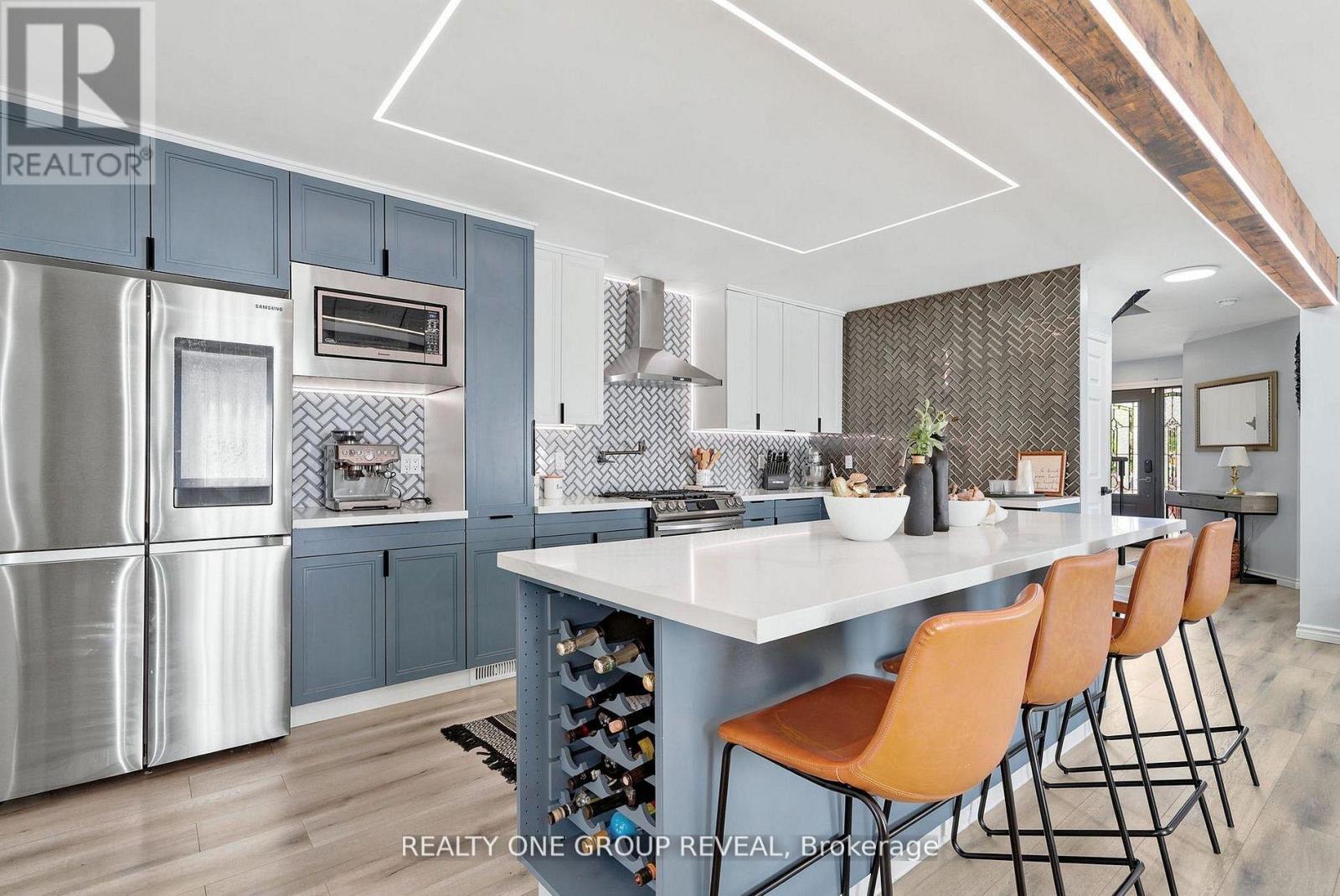 46 FIELDCREST AVENUE - 12