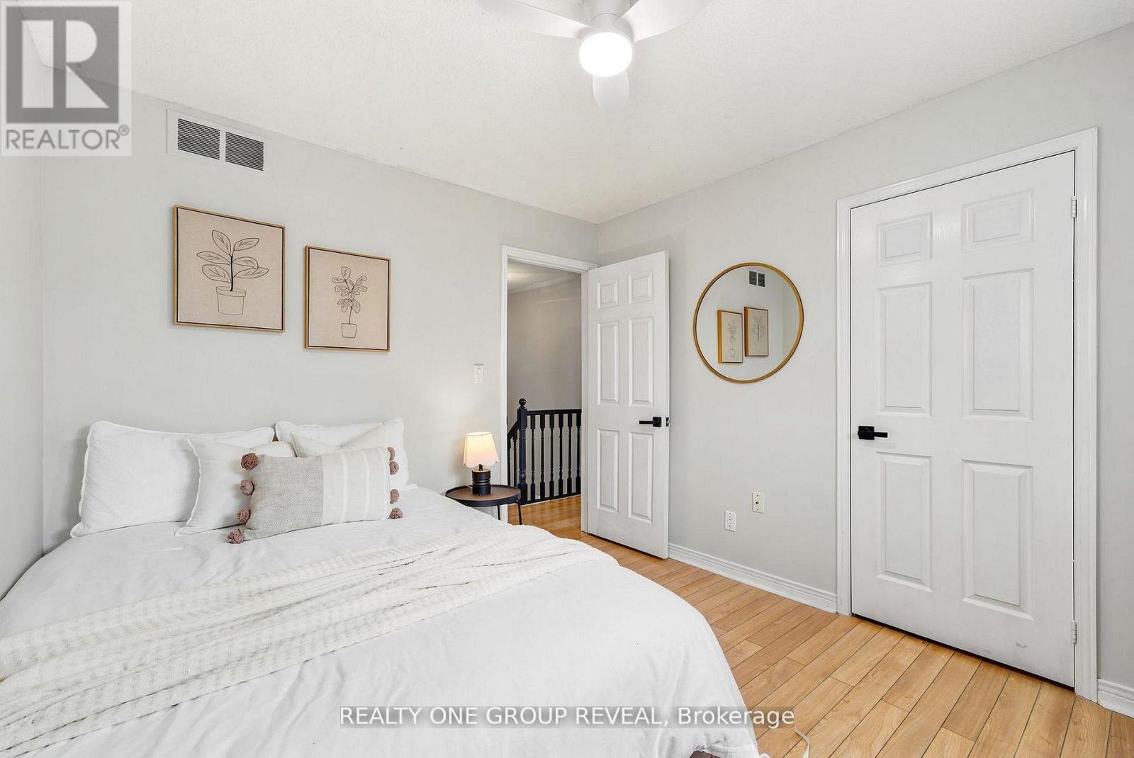 46 FIELDCREST AVENUE - 26